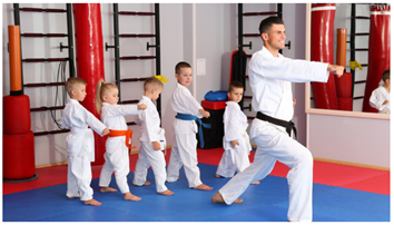 2.8. Speaking - Unit 2. Live and learn - SBT Tiếng Anh 12 English Discovery 1 1