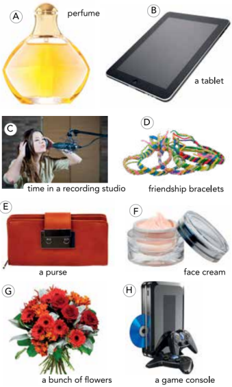 Tiếng Anh 10 Unit 9 9.3 Listening 0 1