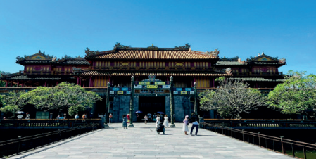 Tiếng Anh 11 Unit 4 4I. Culture 0 1