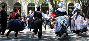 Image Example for Dutch folk dances