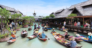 Image Example for floating market