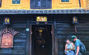 Image Example for visit the old buildings